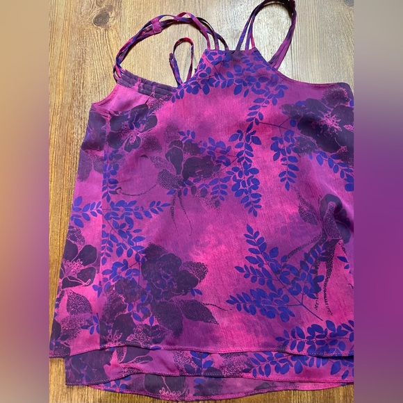 Express Tank Top - Picture 3 of 5